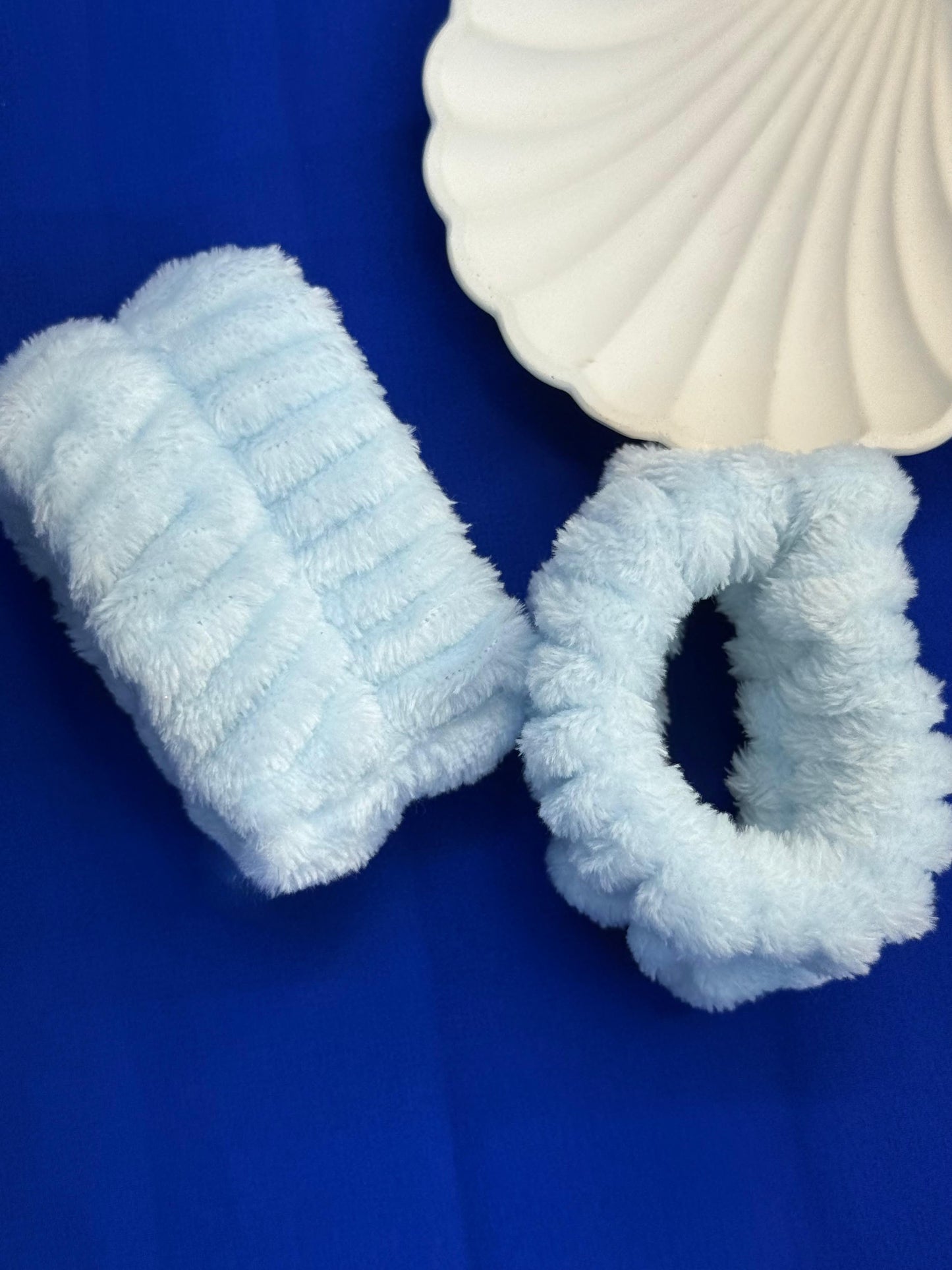 Lushy Sky Blue
