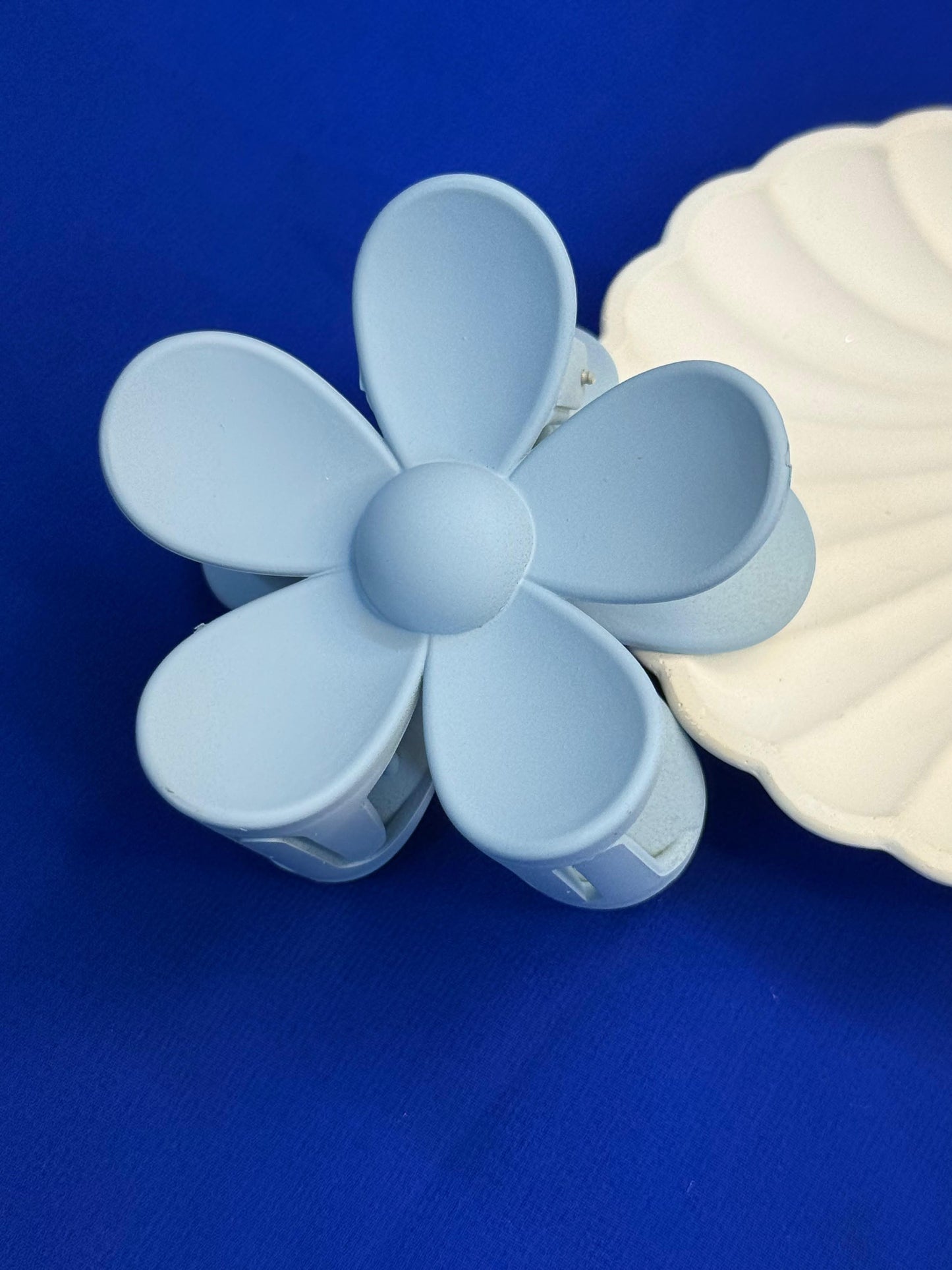 Lushy Sky Blue